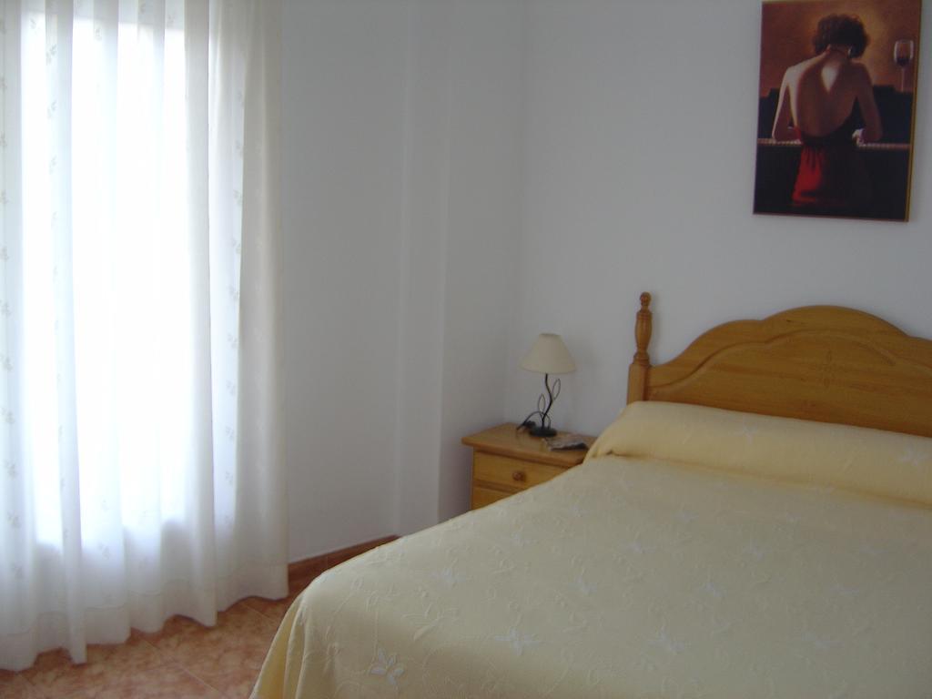 Hostal D'Ernes Alcala del Jucar Exterior foto